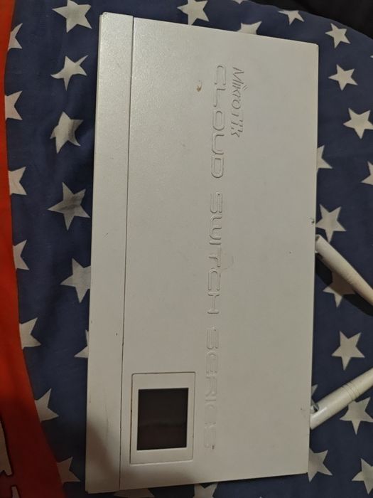 MikroTik CRS125-24G-1S-2HnD-IN — коммутатор Wi-Fi, рабочий