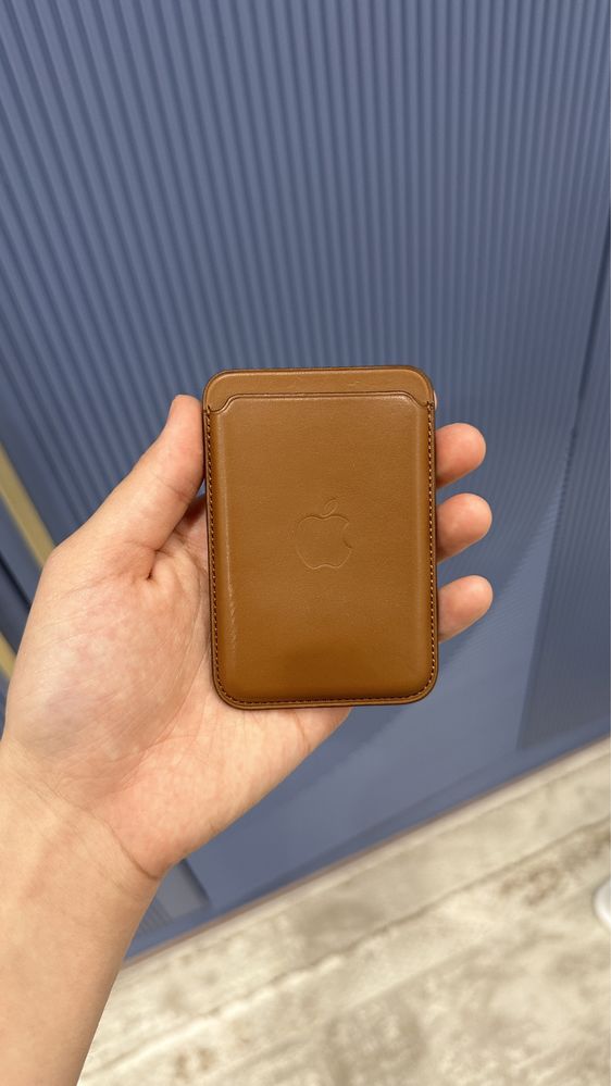 Чехол Apple FineWoven Wallet MagSafe для Apple iPhone Taupe