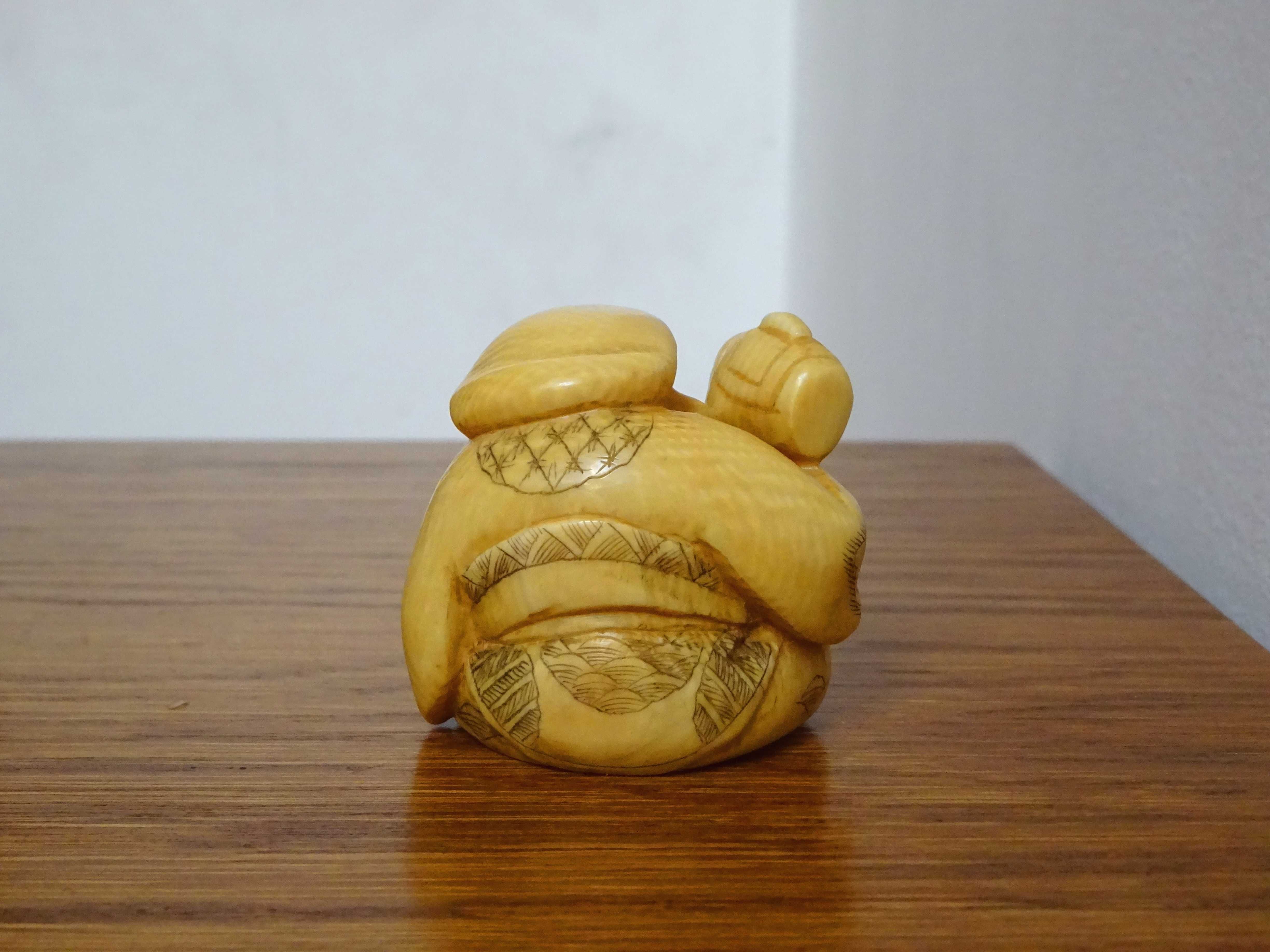 Netsuke sculptat manual- zeul Japonez al prosperitatii, RAR