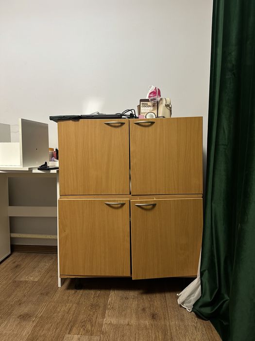 Продаем шкаф,шифонер,тумбочку