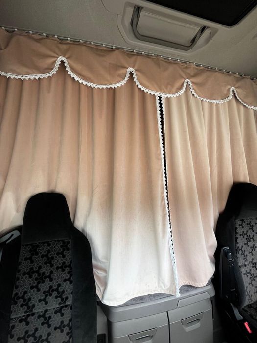 Perdele camioane pe comandă