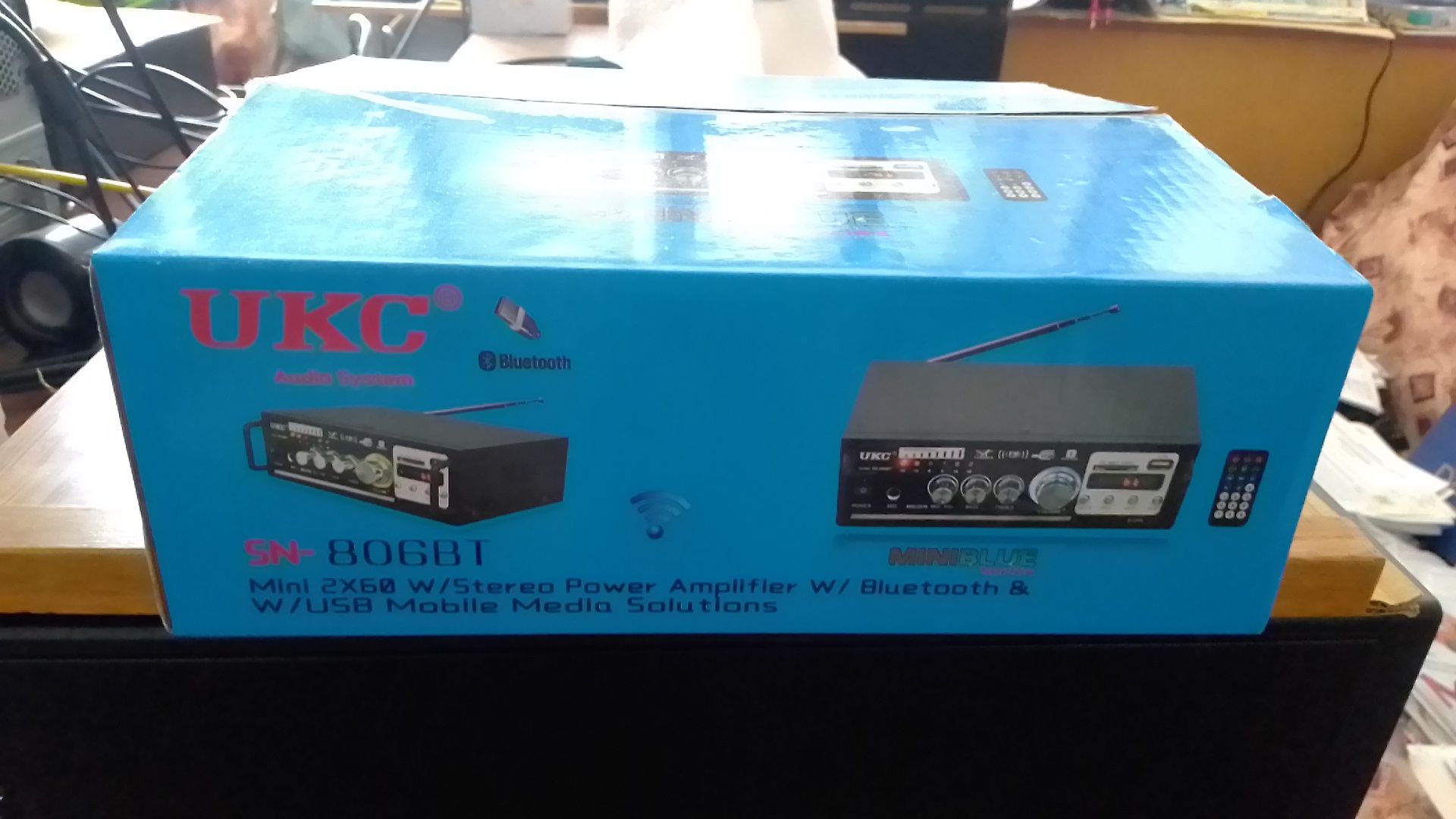 Усилвател UKC SN-806BT