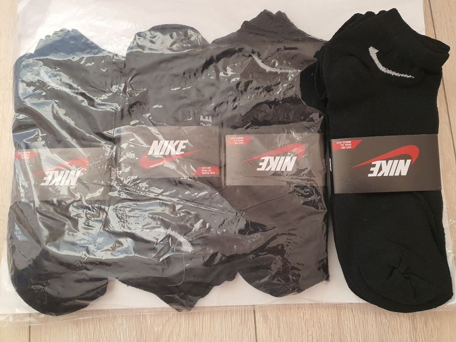 12 чифта памучни чорапи с лого черни/цветни