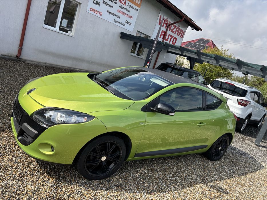 Renault Megane Coupe 1.6-16v - 110cp - 05/2012 - Climatronic -