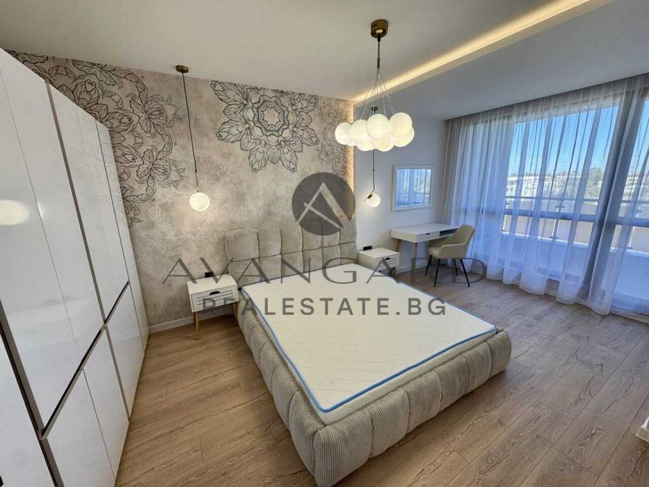 Продава се Двустаен апартамент в Пловдив, Кючук Париж - 64 кв.м за 2157 €/кв.м - Снимка #4