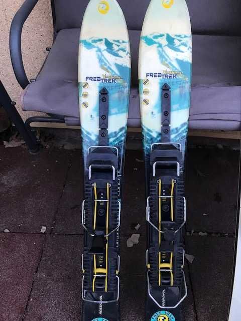 Snowblades, placa snowboard si clapari