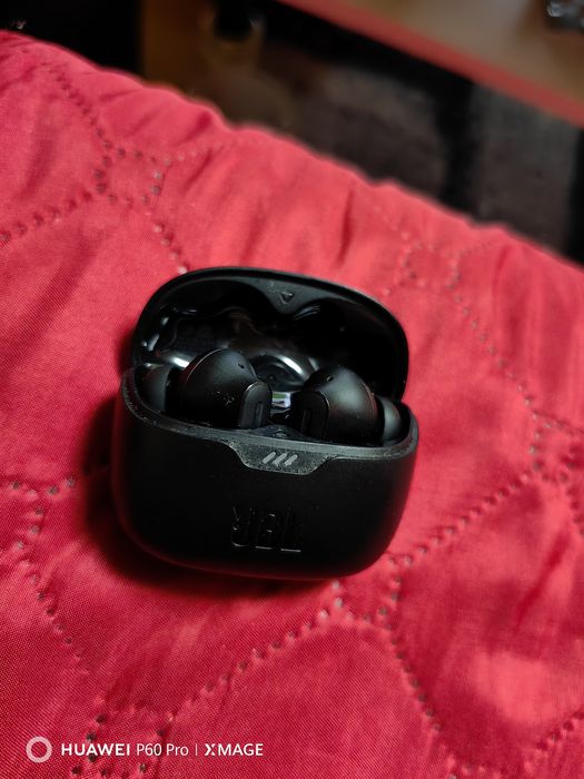 JBL Tune Beam слушалки