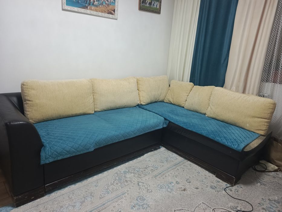 Срочно продам диван