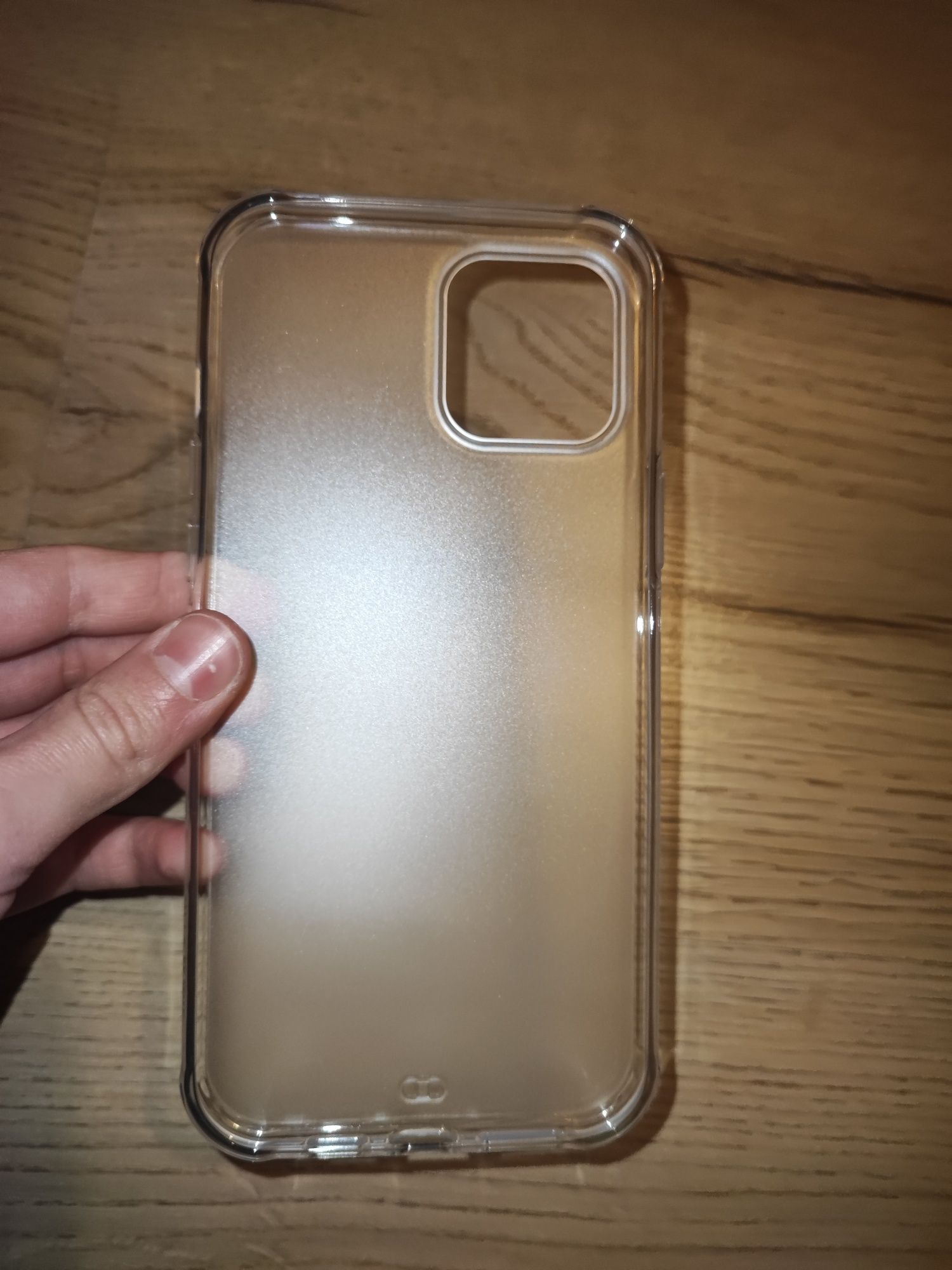 Vând Husă pentru iPhone 12 Pro Max Transparentă