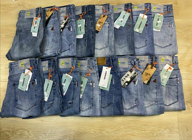 Джинсовые брюки, мужские 2шт 120 000
