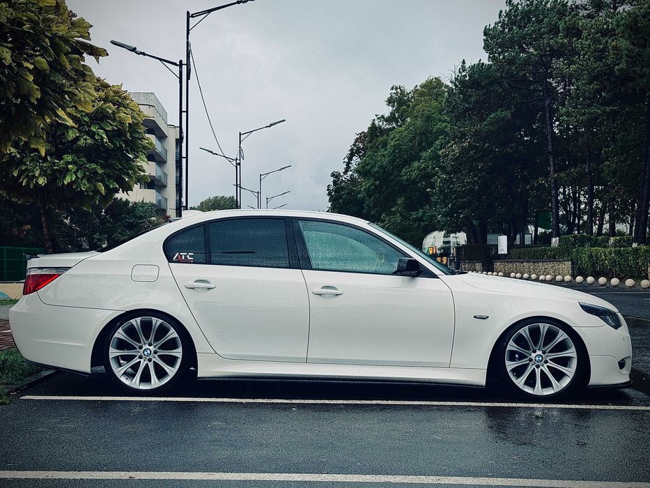 BMW Seria 5 E60 Alb Perlat Pachet M Jante 19 Automata 3.0 Diesel