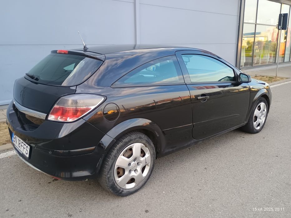 Opel Astra GTC 1.9
