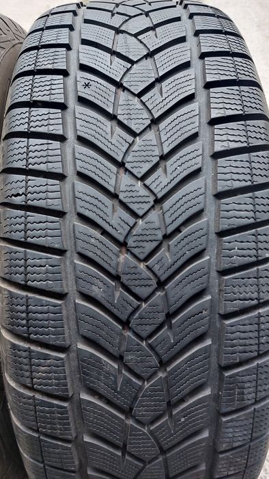 Зимни гуми 265/60/18 Goodyear Ultragrip Performance Suv 2 броя