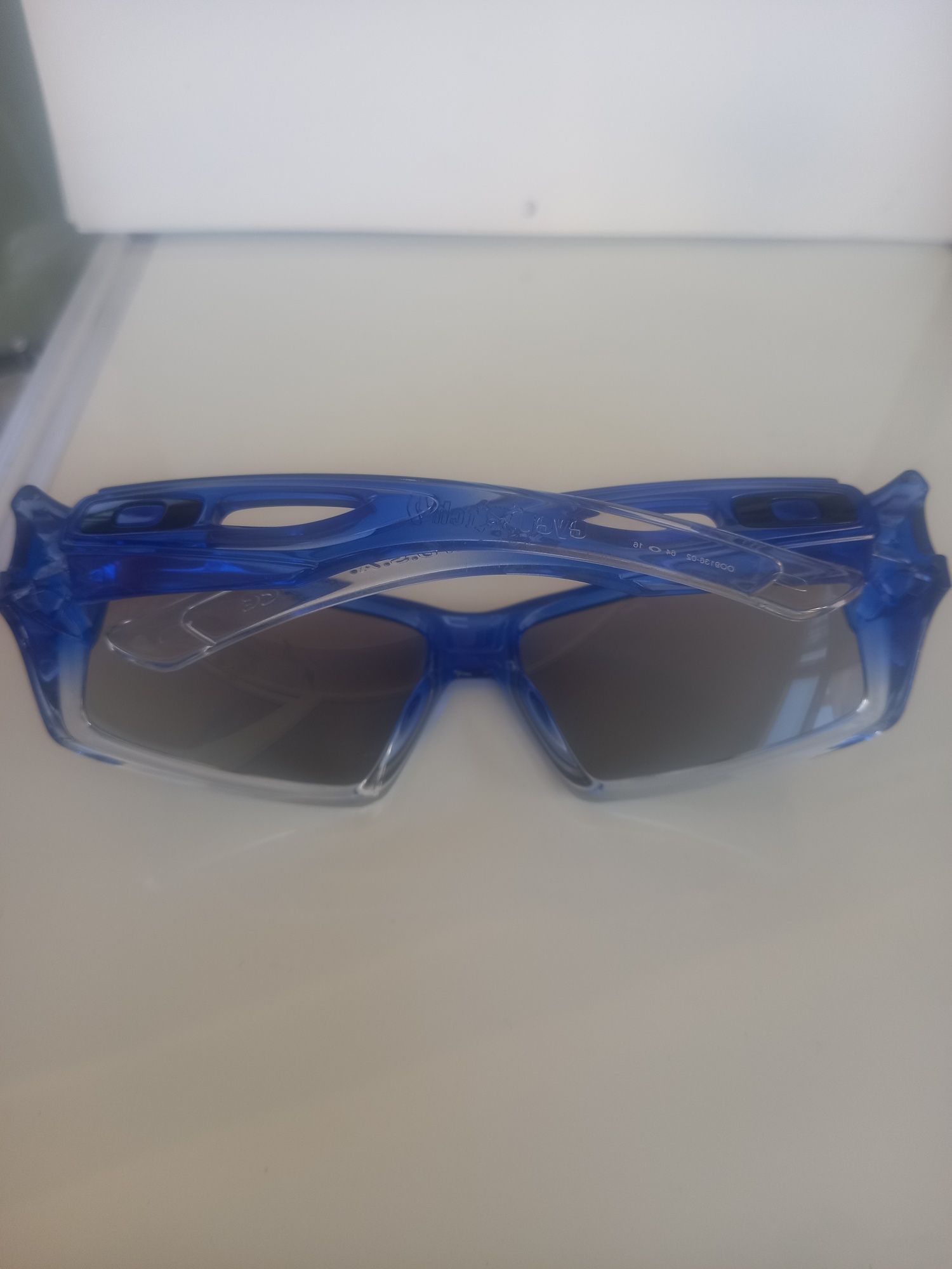 Нови слънчеви очила Oakley