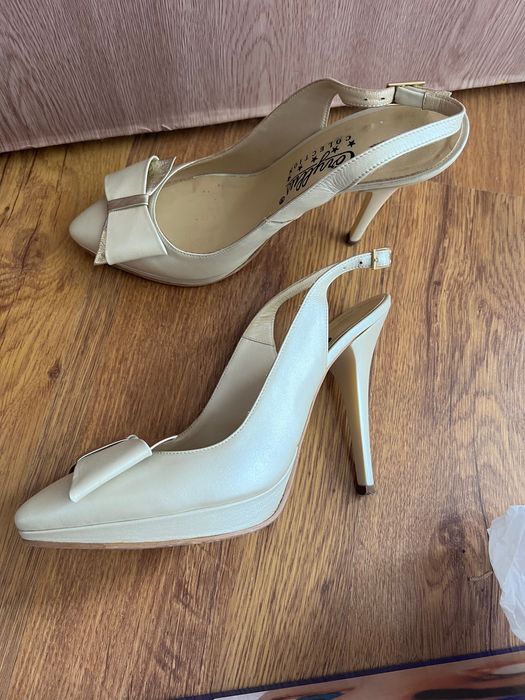 Pantof bej dama piele naturala Coryllus marime 37