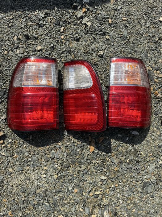 Задние плафоны лексус Lexus lx470