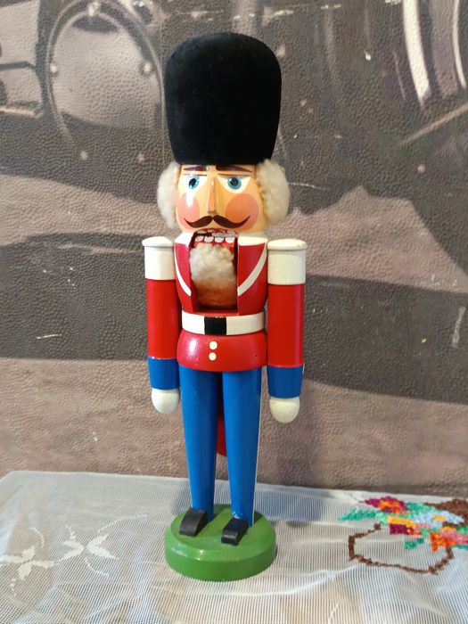 Стари играчки ,,