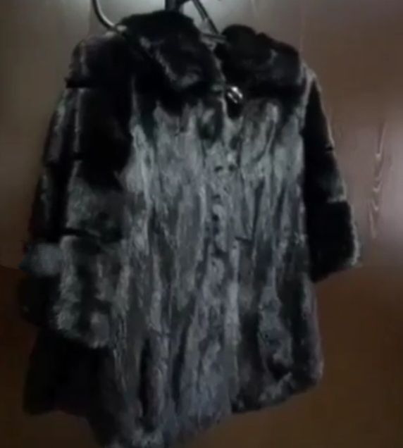 Продам норковую шубу 46/48