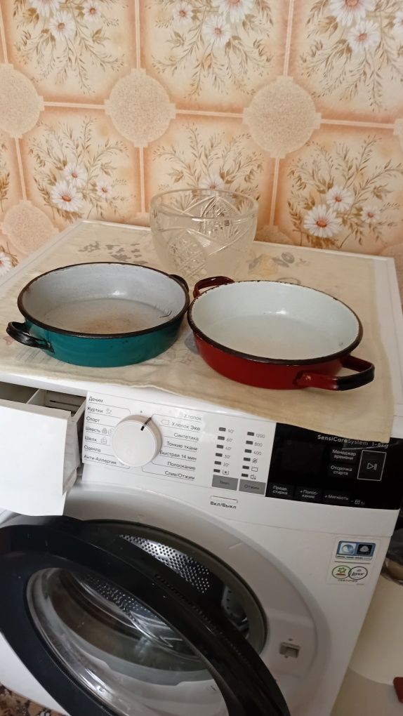 Продам  посуду без сколов и царапин