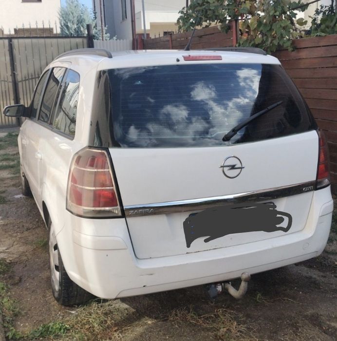 Opel Zafira b.   .
