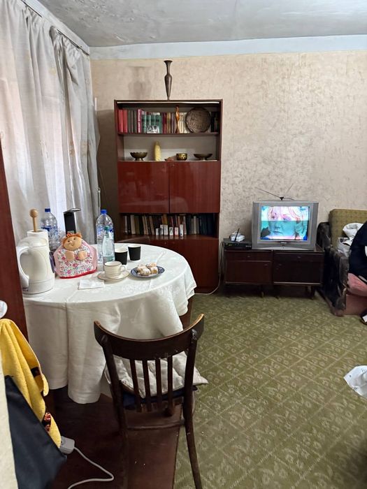 Продаётся Квартира.  Чорсу Книжный ряд напротив Туркуаза