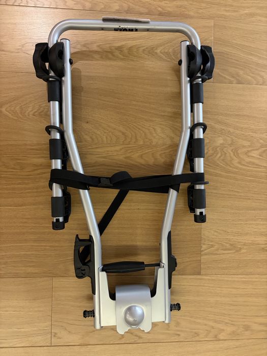 Suport Carlig 3 biciclete - Thule HangOn 972 +  cadou Menabo Placca Lu