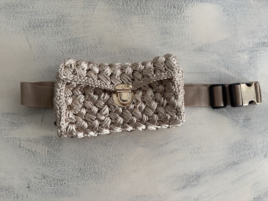 Ръчно изработена чанта за кръста или през рано Bag Me HandMade