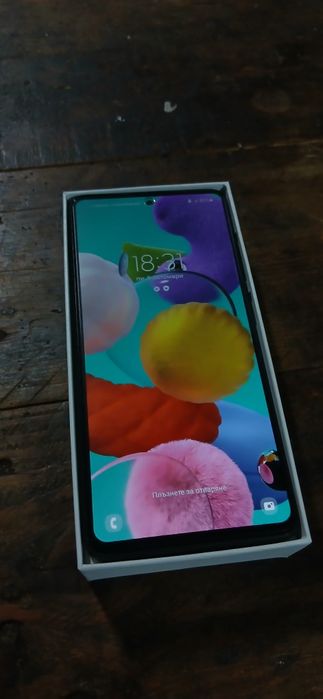 SAMSUNG Galaxy A51