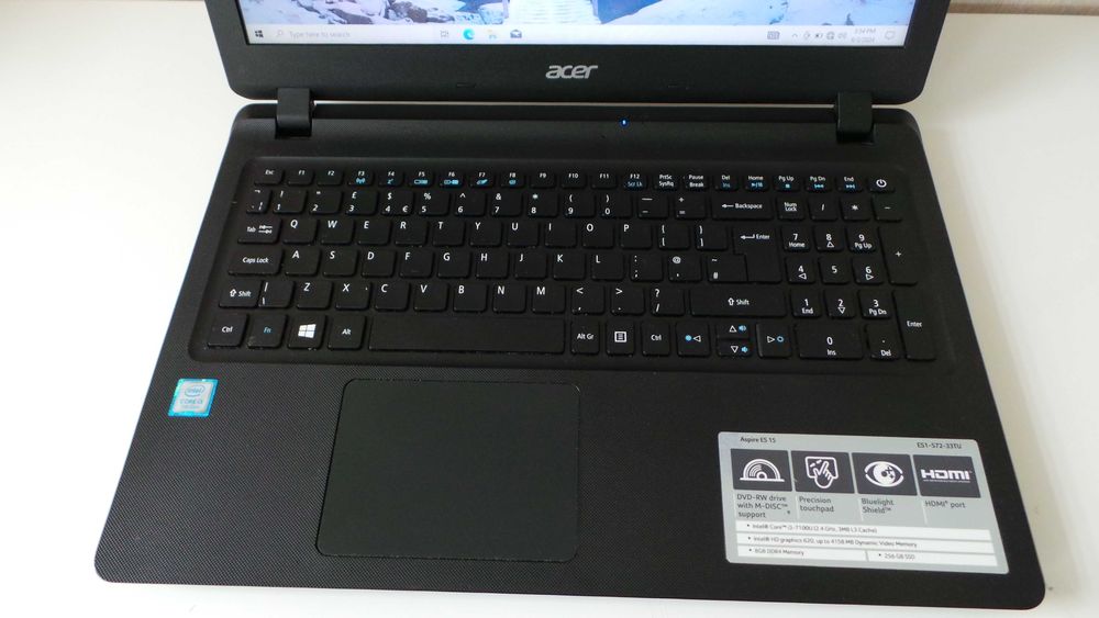Laptop Acer Aspire ES 15