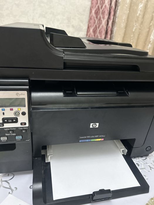 Принтер hp, срочно сатылады!