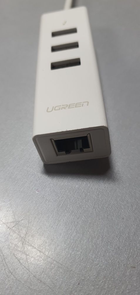 Vând hub USB type C cu placă de rețea