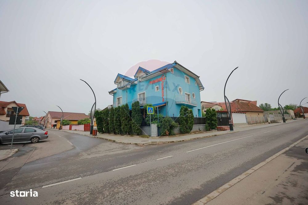 Pensiune cu 11 camere de vânzare, situată în Băile 1 Mai, Sânmartin