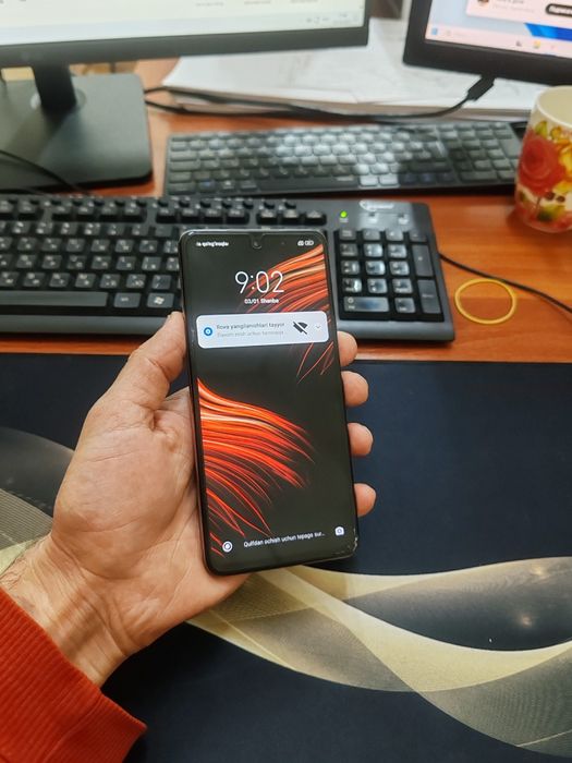 Poco X3pro 12/256gb(2022) iwlawi zur usta kurmagan aybi yuq