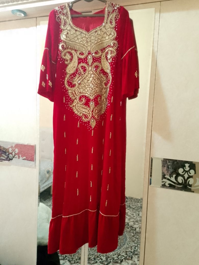 Ayollar libosi yangi