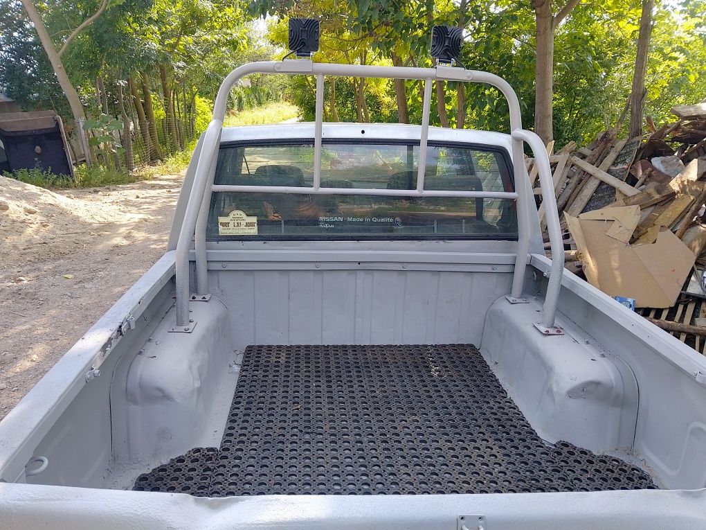 Nissan Navara 4x4 2.5 an 2ooo