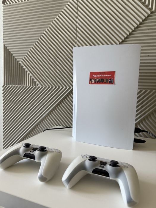 Ps 5, новый. В идеальном состоянии, 6 игр
