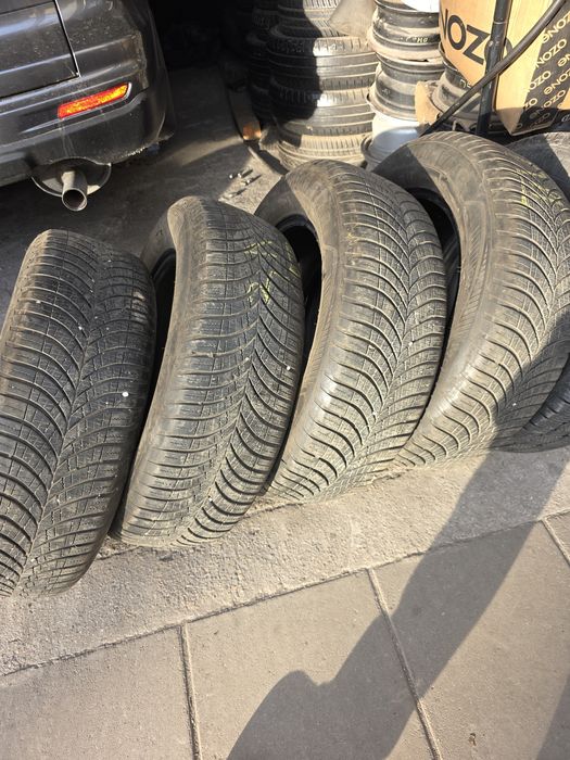 Гуми зимни 225 65 17 Goodyear dot20