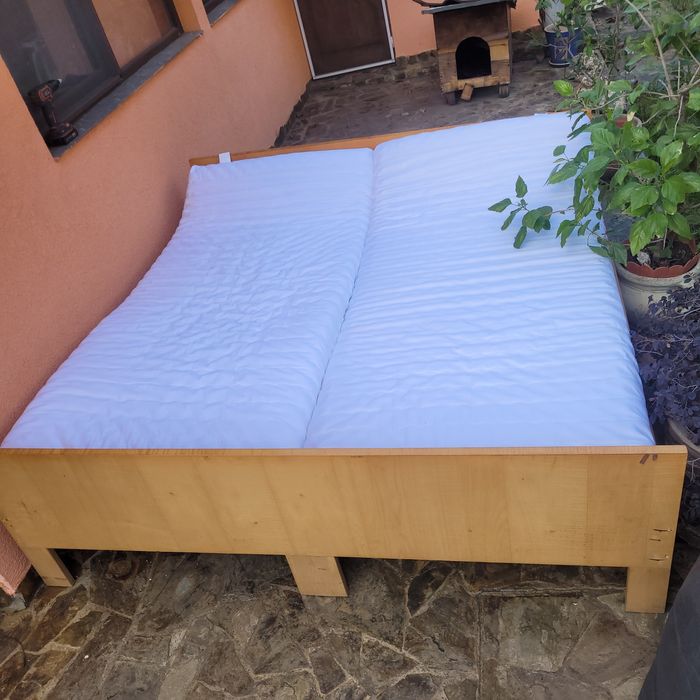 Vand pat de dormitor