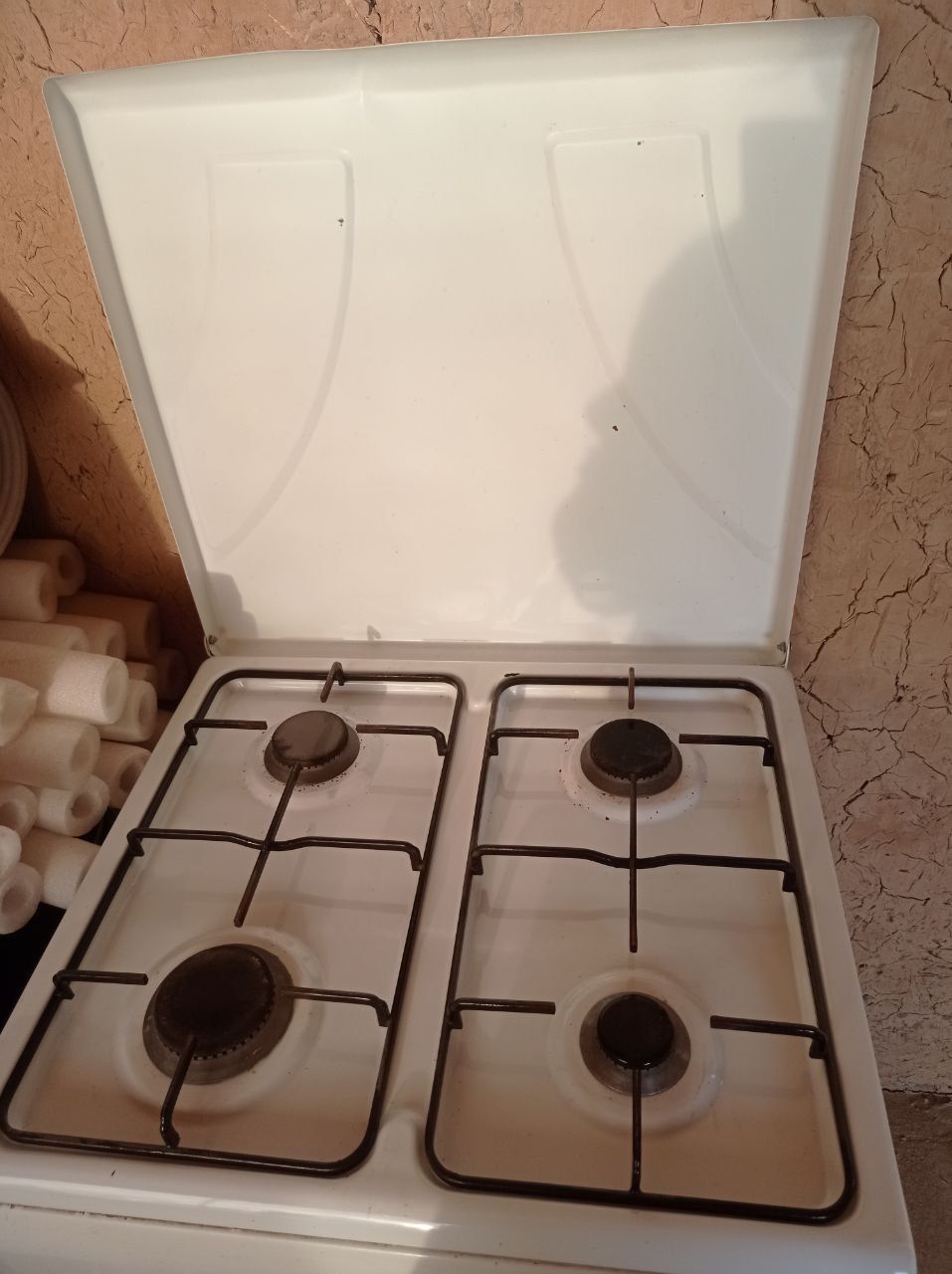 Gaz plita sotiladi