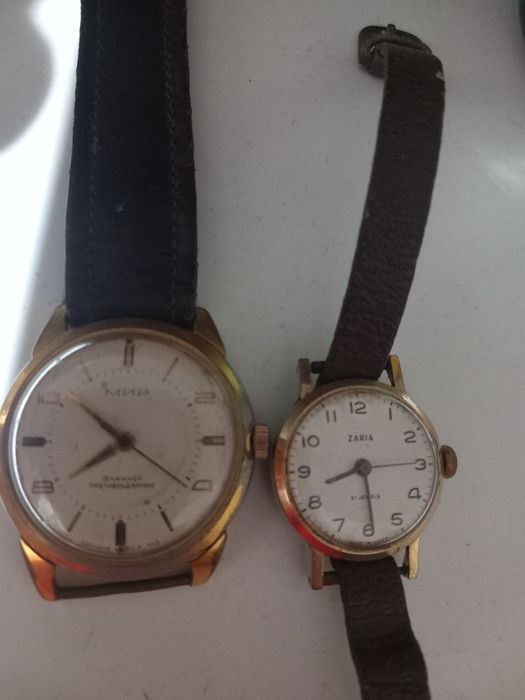 Ceasuri de mana vechi