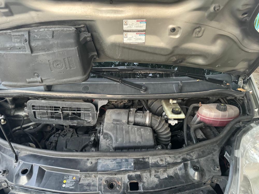 Opel vivaro (пътнически бус за продажба-2010г)