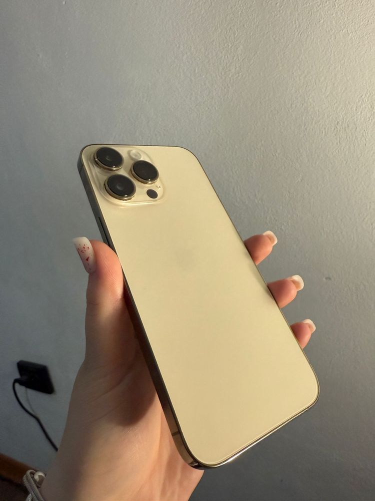 14 Pro Max/256gb/89% viata bateriei/ca nou/liber de retea