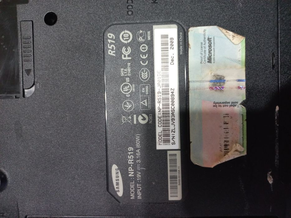 Toshiba satellite pro c660-2tq si samsung np r519