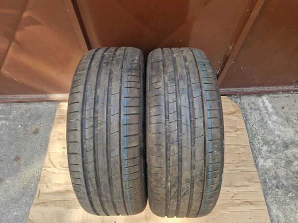 2 Pirelli R19 225/45
летни гуми Runflat 
DOT4819