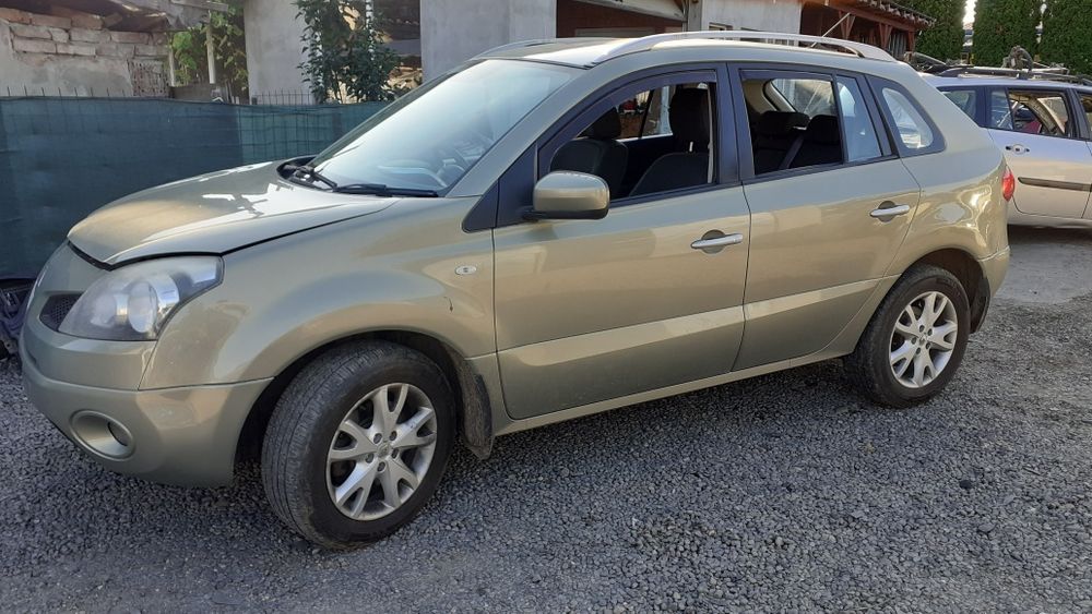 Dezmembrez Piese Renault Koleos din 2009