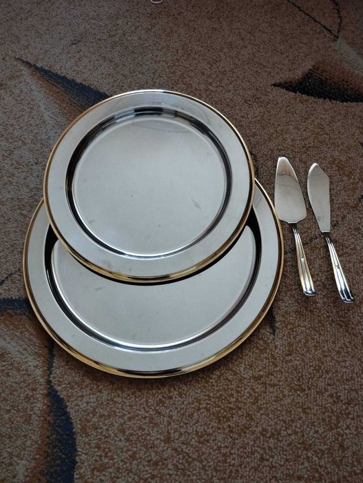 Табли и прибори за торта от неръждаема стомана