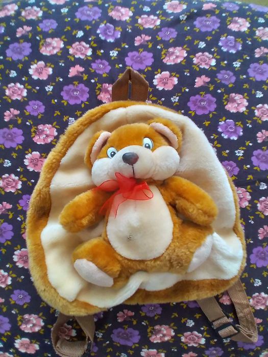 Рюкзак детский,плюшевый