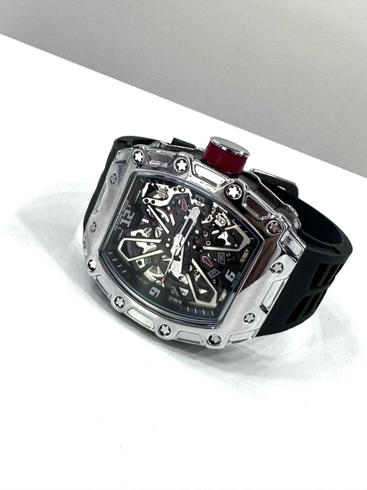 Sportivniy qo’l soat mexanicheskiy