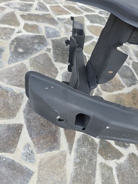 Lonjerone + tager coplet Duster începând din 2012