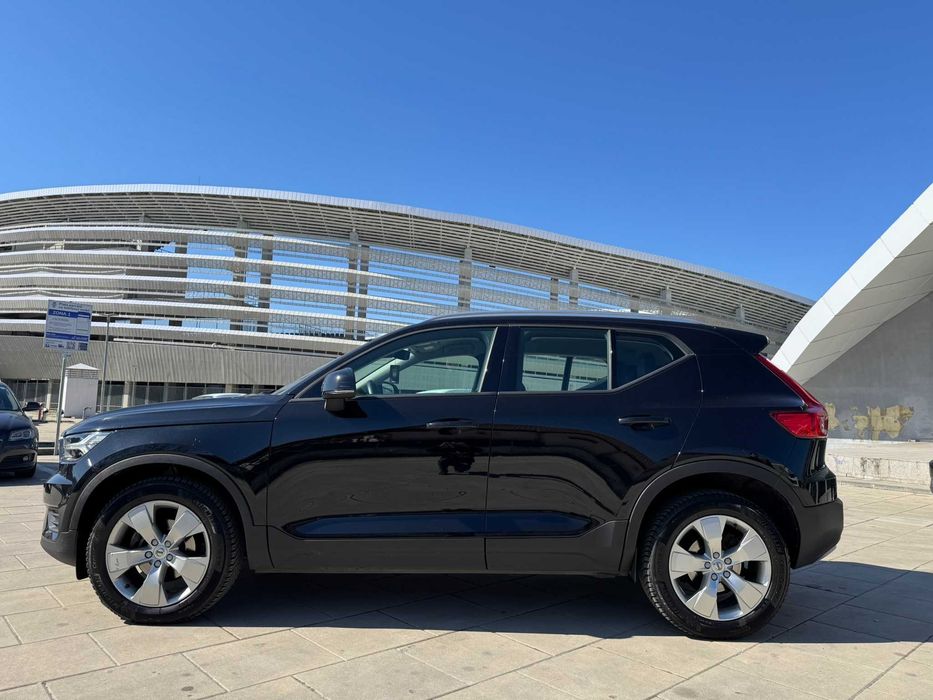 Volvo XC40 2.0L D3 ADBLUE 150CP GEARTRONIC 8 BUSINESS | TVA Deductibil